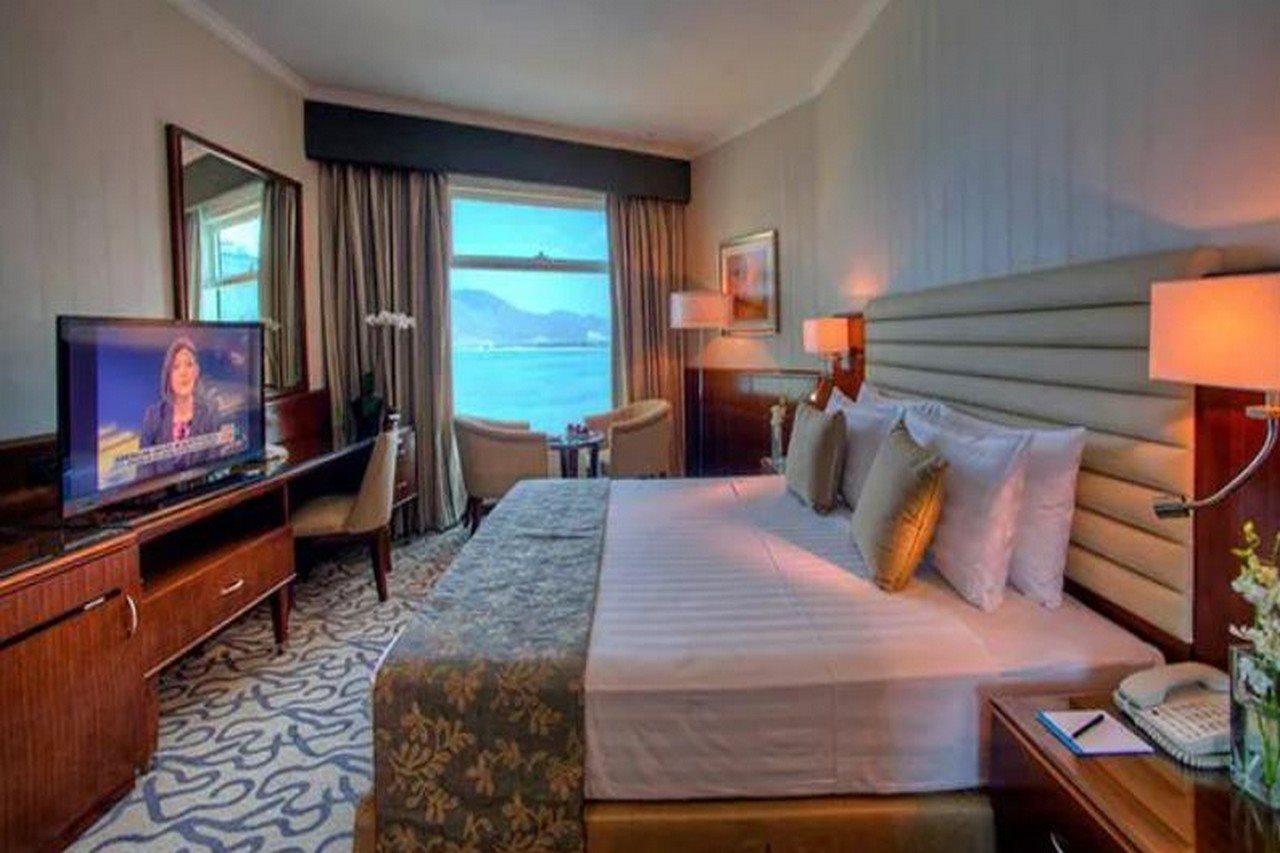 Oceanic Khorfakkan Resort & Spa Khor Fakkan Exterior photo