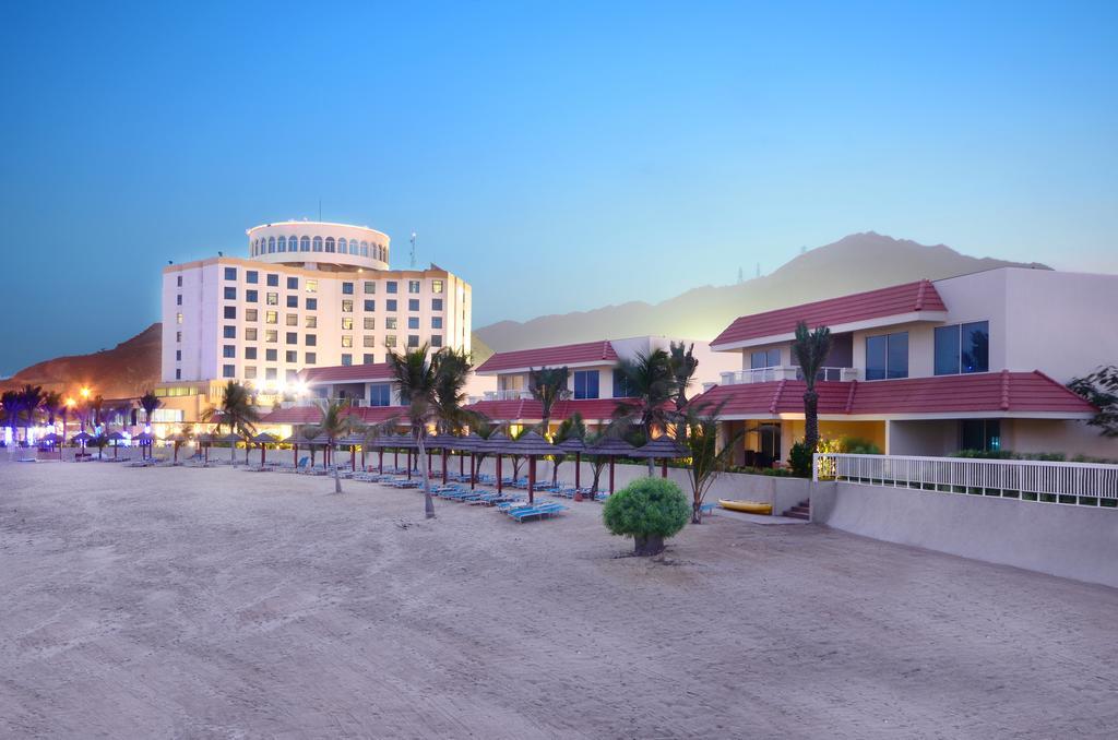 Oceanic Khorfakkan Resort & Spa Khor Fakkan Room photo