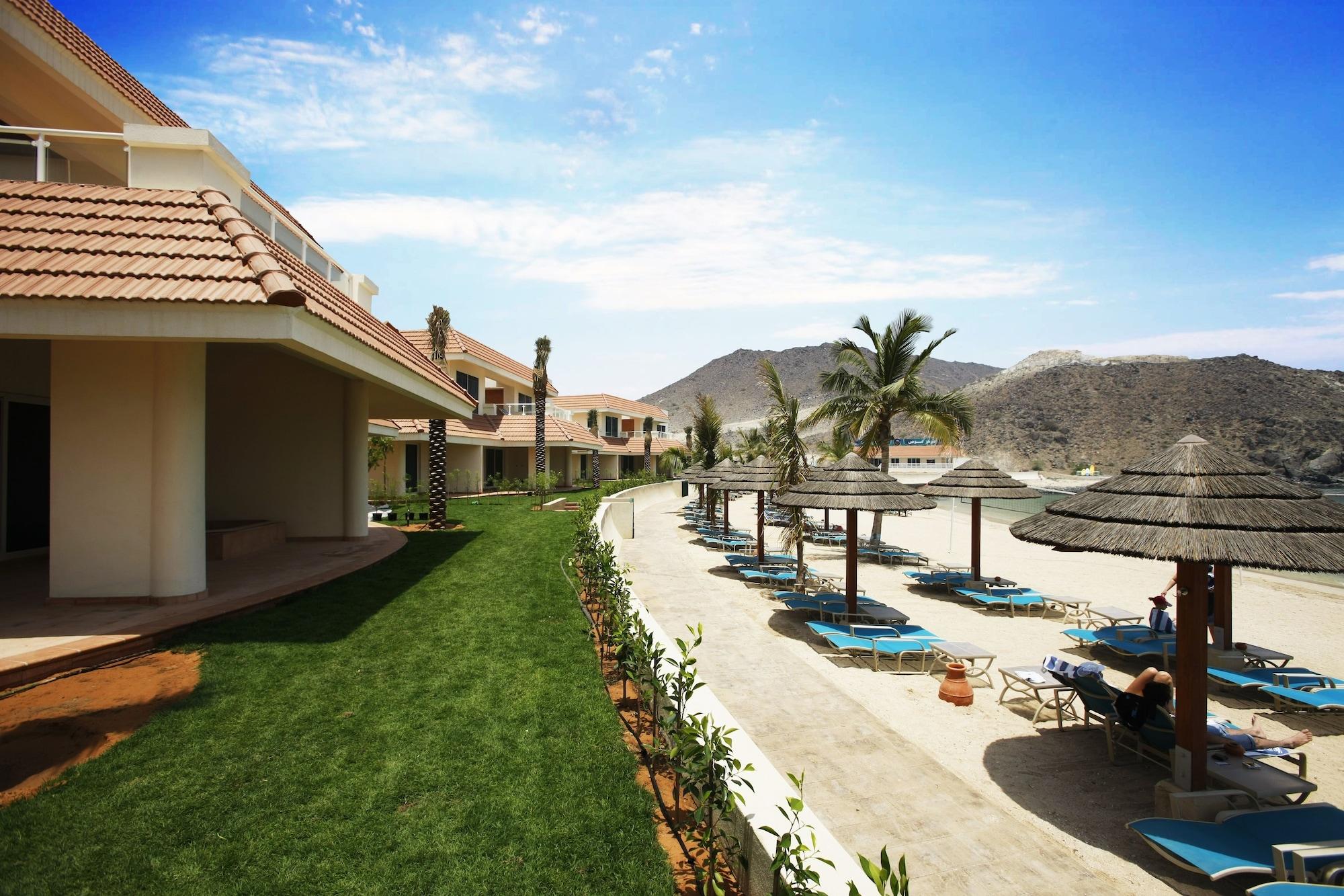 Oceanic Khorfakkan Resort & Spa Khor Fakkan Exterior photo