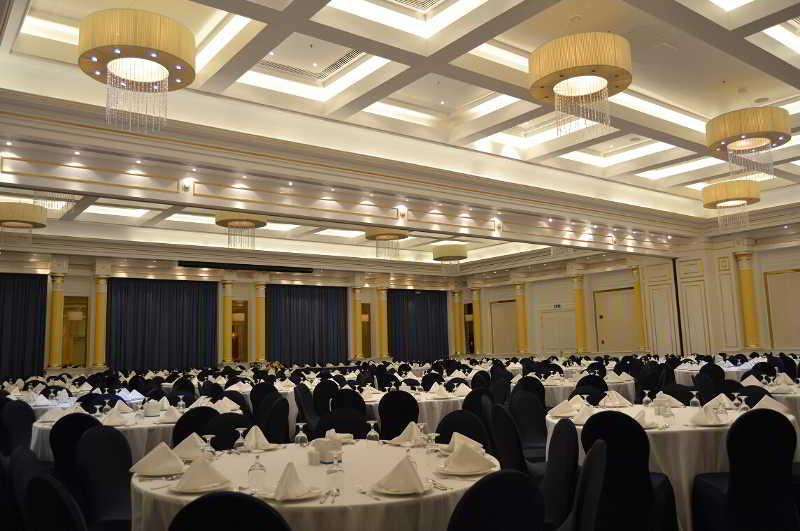Oceanic Khorfakkan Resort & Spa Khor Fakkan Exterior photo
