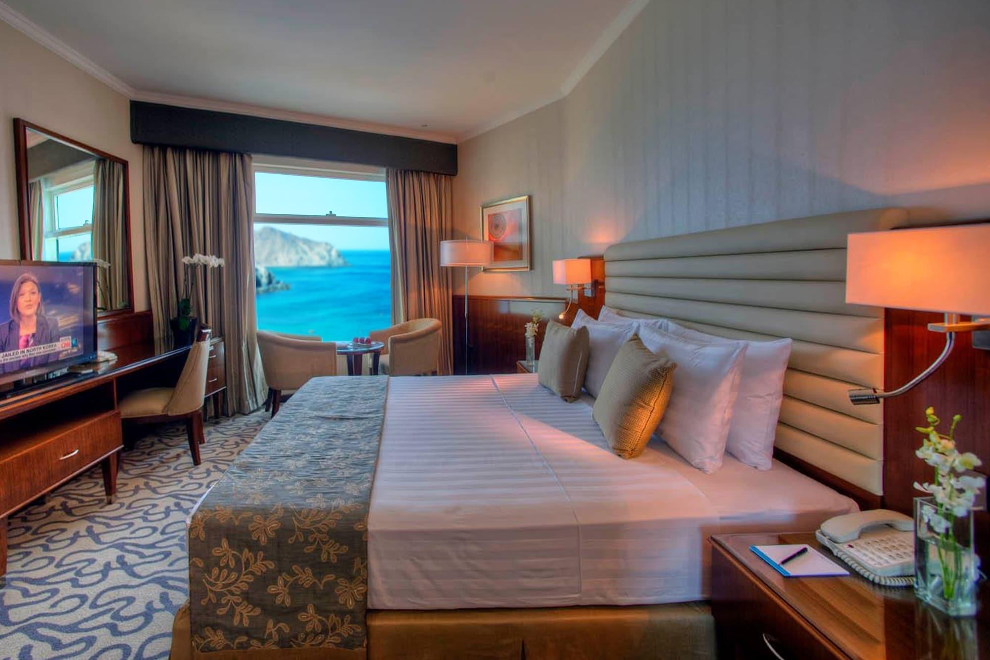 Oceanic Khorfakkan Resort & Spa Khor Fakkan Exterior photo