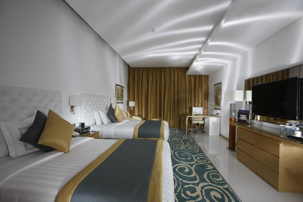 Oceanic Khorfakkan Resort & Spa Khor Fakkan Exterior photo