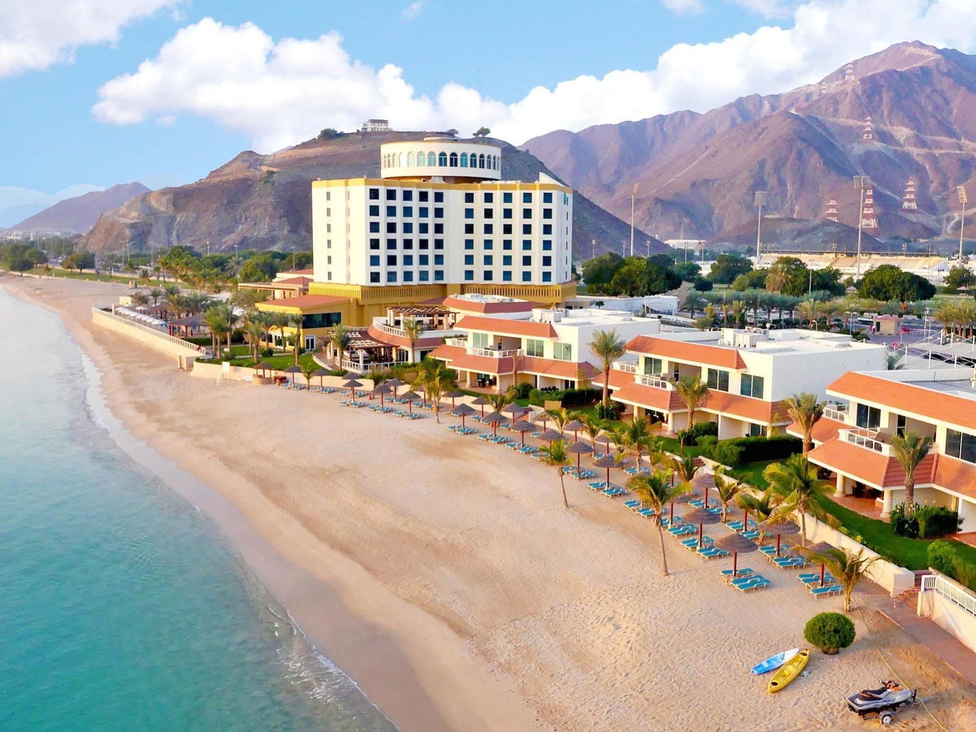 Oceanic Khorfakkan Resort & Spa Khor Fakkan Exterior photo